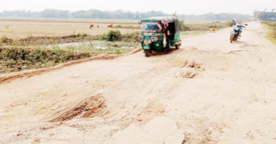 কমলগঞ্জে দুই বছর ধরে সড়কের বেহাল অবস্থা!
