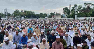 বৃষ্টির শংকা কাটিয়ে সুন্দর প্রকৃতিতে মৌলভীবাজারে ঈদের জামাত