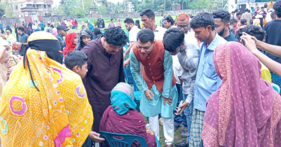আট হাজার নারী পুরুষ পেলেন জিল্লুর রহমানের ঈদ উপহার আট হাজার নারী পুরুষ পেলেন জিল্লুর রহমানের ঈদ উপহার