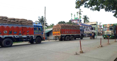 অনির্দিষ্টকালের জন্য ভারত থেকে পেঁয়াজ রফতানি বন্ধ 