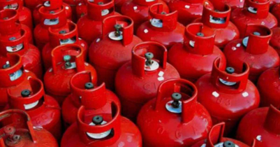 ৪০ টাকা কমল এলপিজি গ্যাসের দাম 