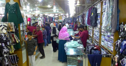 মৌলভীবাজারে জমে ওঠেছে ঈদের কেনাকাটা মৌলভীবাজারে জমে ওঠেছে ঈদের কেনাকাটা