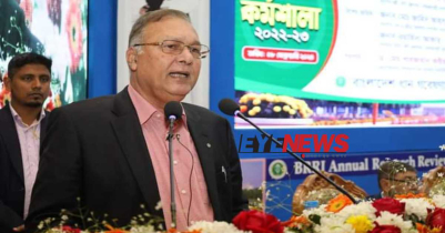 খাদ্য উৎপাদন বাড়ালে কারো কাছে মাথা নত করতে হবে না: কৃষিমন্ত্রী খাদ্য উৎপাদন বাড়ালে কারো কাছে মাথা নত করতে হবে না: কৃষিমন্ত্রী