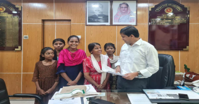 ছয় চা শ্রমিক সন্তানের লেখাপড়ার দ্বায়িত্ব নিলেন শ্রীমঙ্গলের ইউএনও