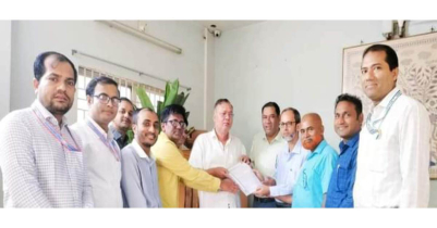 মৌলভীবাজারে এমপি আব্দুস শহীদের কাছে স্মারকলিপি দিয়েছেন বিসিএস শিক্ষকরা