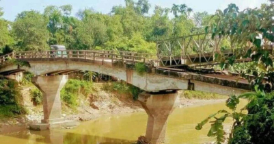 কমলগঞ্জে ধলাই সেতুতে ধ্বসে মৌলভীবাজারের সঙ্গে সরাসরি যান চলাচল বন্ধ