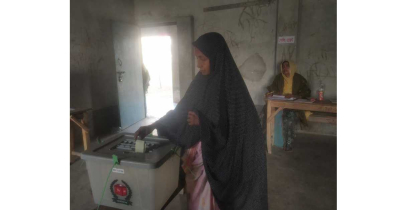 নওগাঁ-২ আসনে চলছে স্থগিত হওয়া ভোটগ্রহণ নওগাঁ-২ আসনে চলছে স্থগিত হওয়া ভোটগ্রহণ