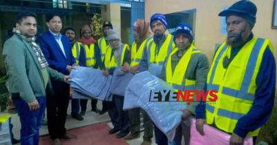 শ্রীমঙ্গলে নিরাপত্তারক্ষীদের মাঝে শীতবস্ত্র ও সুরক্ষা বেল্ট বিতরণ শ্রীমঙ্গলে নিরাপত্তারক্ষীদের মাঝে শীতবস্ত্র ও সুরক্ষা বেল্ট বিতরণ