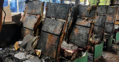 মৌলভীবাজারের চাঁদনীঘাটে বাসে আগুন দিল কে? মৌলভীবাজারের চাঁদনীঘাটে বাসে আগুন দিল কে?