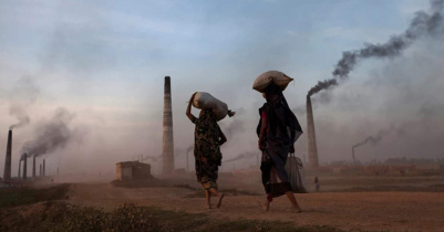 Air pollution cuts Bangladeshis` life expectancy by 6.8 years