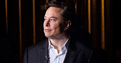 Musk offers legal aid for users in trouble at work over X posts