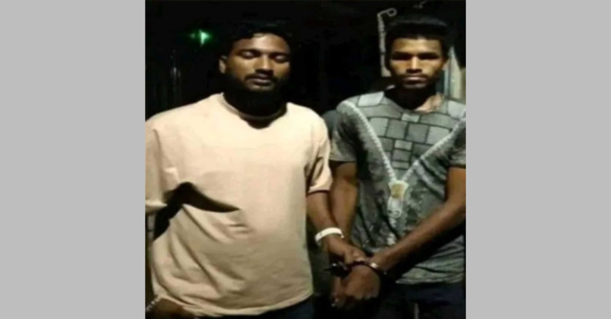 পুলিশের কাছে গ্রেফতার ঘাতক আসামী। ছবি- সংগৃহীত