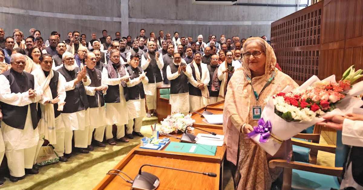 টানা চতুর্থবার সংসদ নেতা নির্বাচিত আওয়ামী লীগ সভাপতি শেখ হাসিনা।