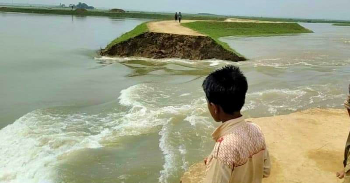 হাওরে পানি বাড়ায় ভেঙে গেছে সুরক্ষা বাঁধ। ছবি- সংগৃহীত হাওরে পানি বাড়ায় ভেঙে গেছে সুরক্ষা বাঁধ। ছবি- সংগৃহীত