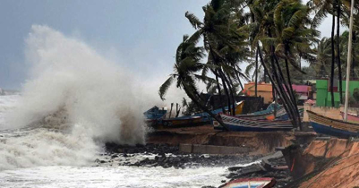 ঘূর্ণিঝড় রেমাল : চার সমুদ্রবন্দরে ৩ নম্বর সংকেত