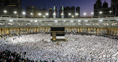 ভিসা না মিলায় অনিশ্চয়তার মাঝে ৬৬ হাজার হজযাত্রী