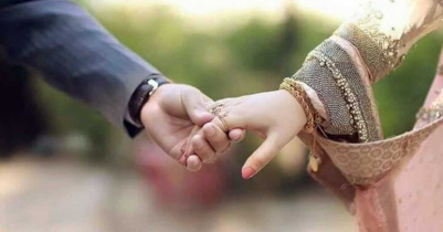 স্বামীকে যেভাবে খুশি রাখার কথা বলেছেন রাসূল (সা.)