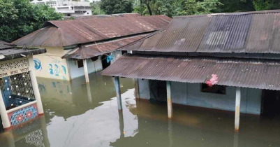 সুনামগঞ্জে বন্যায় পানিবন্দি ৭ লাখ মানুষ