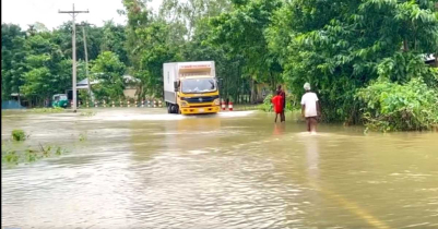 সুনামগঞ্জে পানিবন্দি ৫ উপজেলার মানুষ 