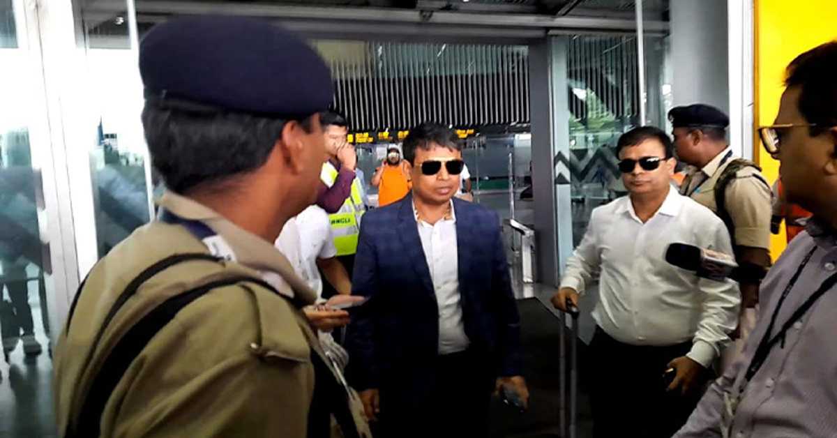 কলকাতায় বাংলাদেশের ডিএমপি কমিশনার হারুন অর রশিদ। ছবি- সংগৃহীত কলকাতায় বাংলাদেশের ডিএমপি কমিশনার হারুন অর রশিদ। ছবি- সংগৃহীত