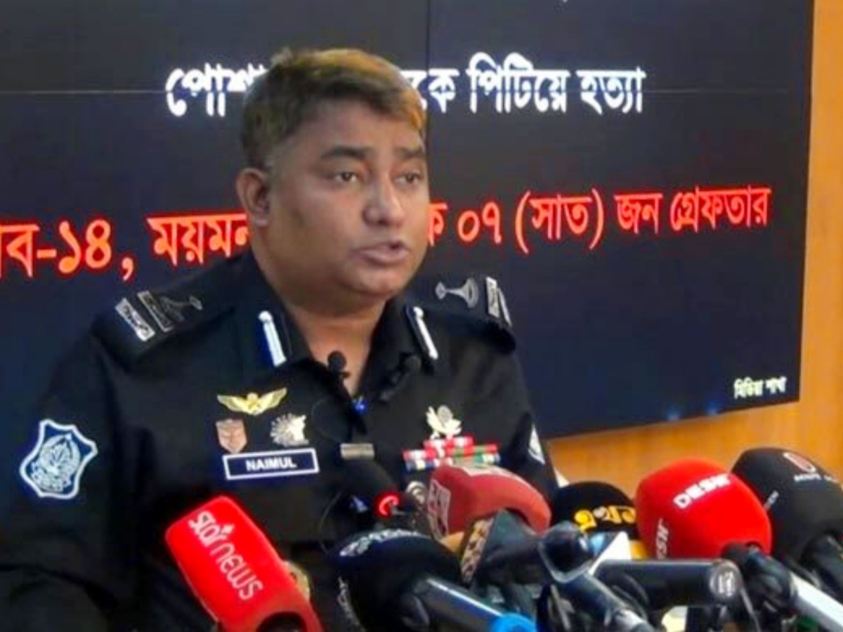 শনিবার দুপুরে র‌্যাবের ময়মনসিংহ সদর দপ্তরে এক সংবাদ সম্মেলনে এসব তথ্য জানানো হয়। ছবি: সংগৃহীত