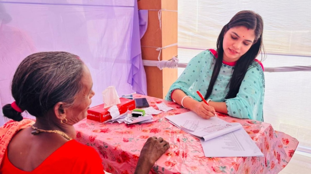 শ্রীমঙ্গলে বিনামূল্যে চিকিৎসাসেবা ও ওষুধ বিতরণ শ্রীমঙ্গলে বিনামূল্যে চিকিৎসাসেবা ও ওষুধ বিতরণ