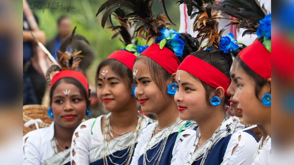 আদিবাসী জনগোষ্ঠী গারো সম্প্রদায়ের নারীরা। ছবি: আই নিউজ