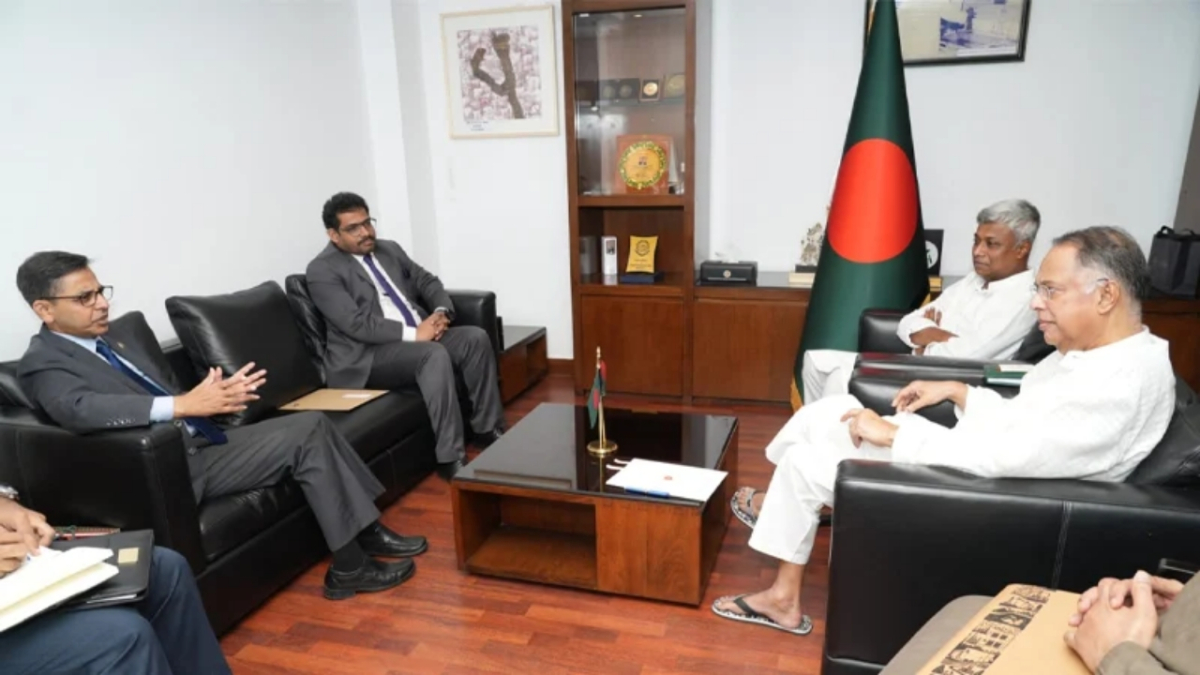 বিদ্যুৎ মন্ত্রী ইকবাল হাসান মাহমুদের সঙ্গে বৈঠকে ঢাকায় নিযুক্ত ভারতের হাইকমিশনার প্রণয় কুমার ভার্মা