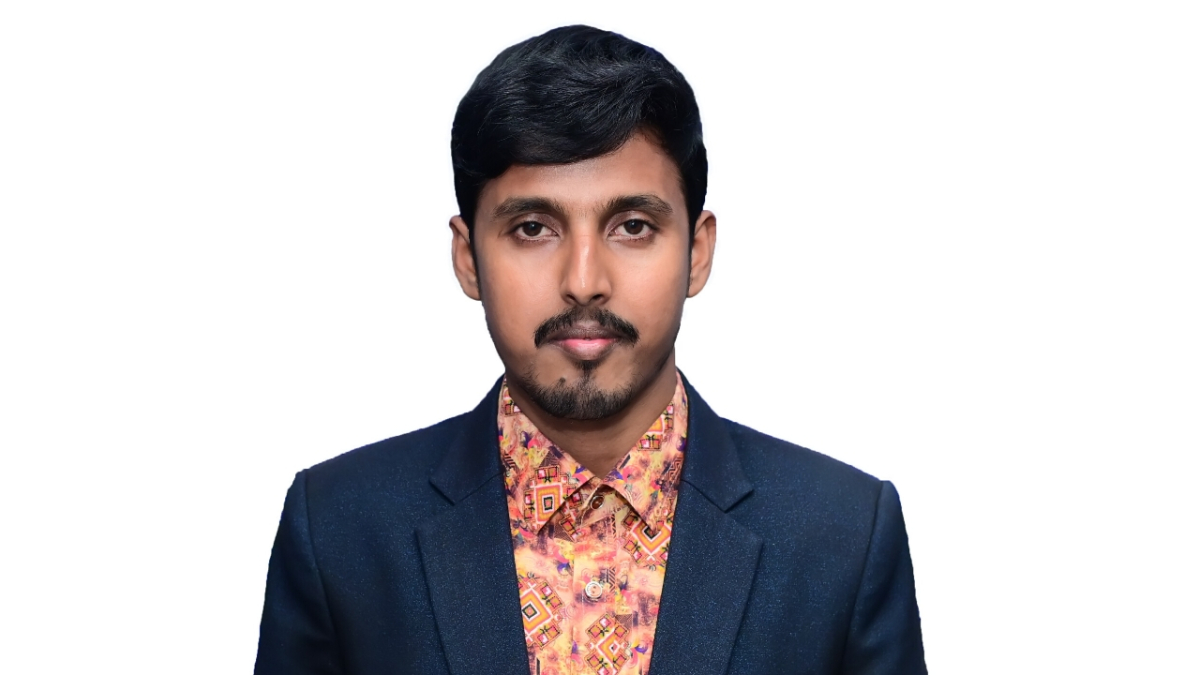 সাংবাদিক রুপম আচার্য্য। ছবি: আই নিউজ