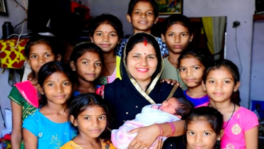 দশ মেয়ের পর ‘পুত্রসুখ’- ৩৯ বছর বয়সে দিলখুশ