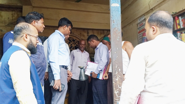 পেট্রোলের দোকানে লিটারে কম; ভ্রাম্যমান আদালতের জরিমানা