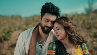 ঈদের দিন ‘প্রেমের গল্প’ নিয়ে হাজির হচ্ছেন রোশান ও চমক