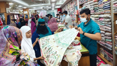 মৌলভীবাজারে শেষ মুহূর্তে জমে উঠেছে ঈদবাজার