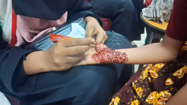 ব্যতিক্রমী উদ্যোগ ‘মেহেদি রাঙা ঈদ’, পথশিশুদের মুখে হাসি