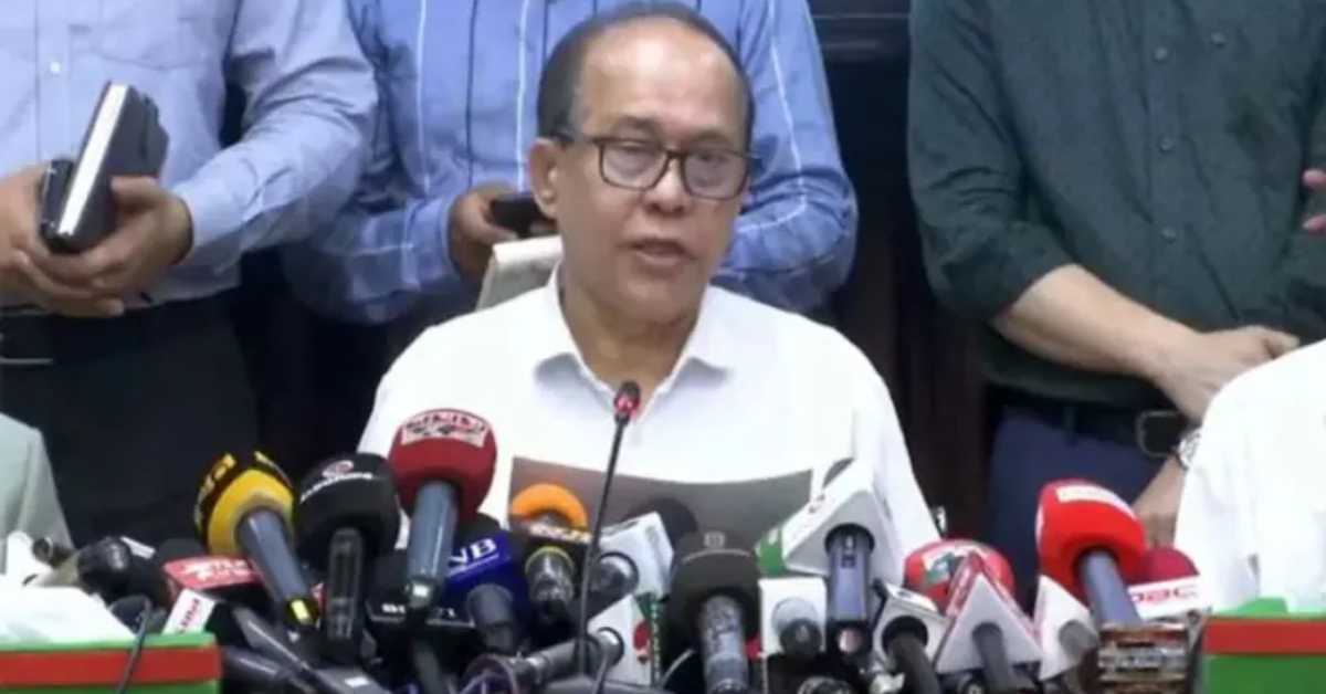 সংবাদ সম্মেলনে প্রধান নির্বাচন কমিশনার কাজী হাবিবুল আউয়াল ছবি- সংগৃহীত সংবাদ সম্মেলনে প্রধান নির্বাচন কমিশনার কাজী হাবিবুল আউয়াল ছবি- সংগৃহীত