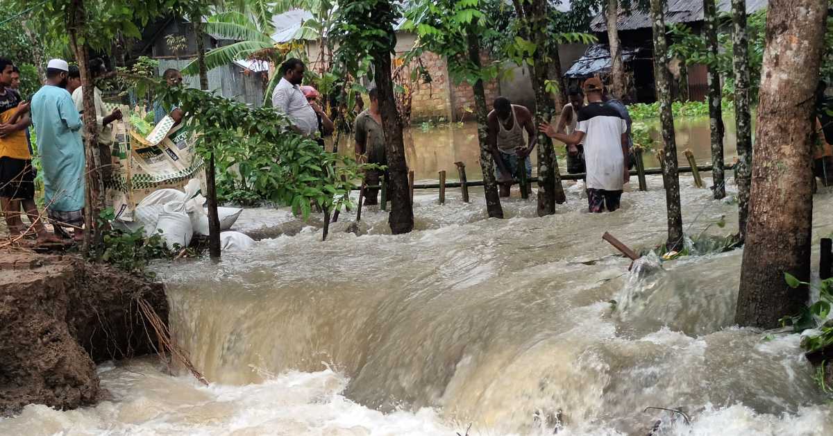 বৃষ্টি ও পাহাড়ি ঢলের কারণে তলিয়ে গেছে জেলার নিম্নাঞ্চল এলাকাগুলো। ফাইল ছবি বৃষ্টি ও পাহাড়ি ঢলের কারণে তলিয়ে গেছে জেলার নিম্নাঞ্চল এলাকাগুলো। ফাইল ছবি