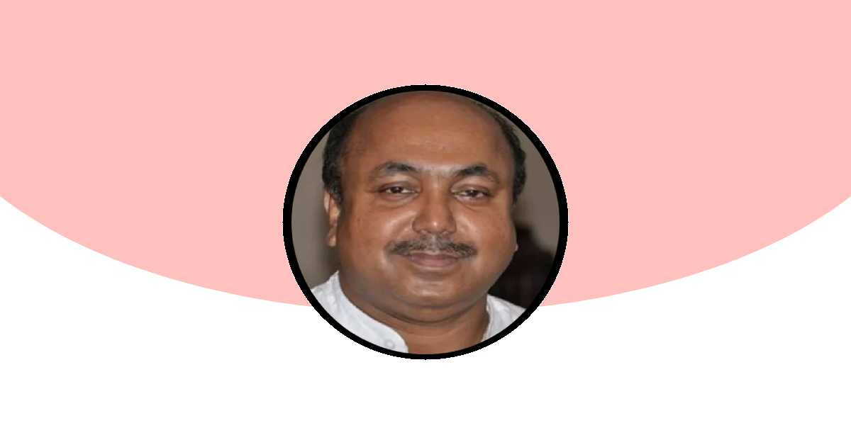 ঢাকা বিশ্ববিদ্যালয়ের লোক প্রশাসন বিভাগের অধ্যাপক ড. মোবাশ্বের মোনেম।