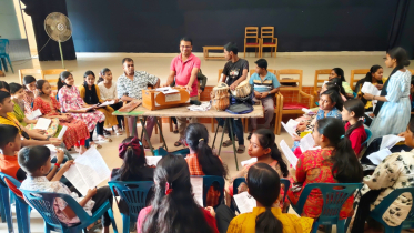 শ্রীমঙ্গলে বর্ষবরণ ও বৈশাখী শোভাযাত্রা: শেষ মুহূর্তের প্রস্তুতি শ্রীমঙ্গলে বর্ষবরণ ও বৈশাখী শোভাযাত্রা: শেষ মুহূর্তের প্রস্তুতি