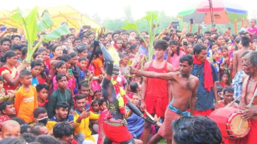 ছয়চিরি দিঘীর পাড়ে শুরু হচ্ছে দুই দিনব্যাপী চড়ক পূজা ও মেলা ছয়চিরি দিঘীর পাড়ে শুরু হচ্ছে দুই দিনব্যাপী চড়ক পূজা ও মেলা