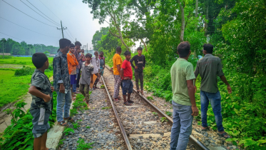 শ্রীমঙ্গলে ট্রেন দুর্ঘটনার মিছিল: ৪৮ ঘণ্টায় প্রাণ গেল দুই যুবকের শ্রীমঙ্গলে ট্রেন দুর্ঘটনার মিছিল: ৪৮ ঘণ্টায় প্রাণ গেল দুই যুবকের