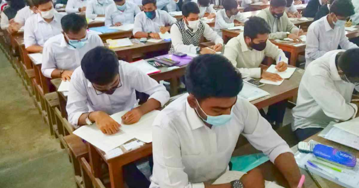 এইচএসসি পরীক্ষার রুটিন ২০২৬ প্রকাশে বিলম্ব উদ্বেগ বাড়ছে