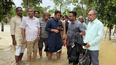 বন্যার্তদের পাশে জেলা বিএনপি, টাকা ও ২০ মেট্রিক টন চাল বরাদ্দ বন্যার্তদের পাশে জেলা বিএনপি, টাকা ও ২০ মেট্রিক টন চাল বরাদ্দ