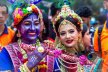 রথযাত্রায় রাধাকৃষ্ণের ভক্তিময় সাজে মুগ্ধ নেটদুনিয়া
