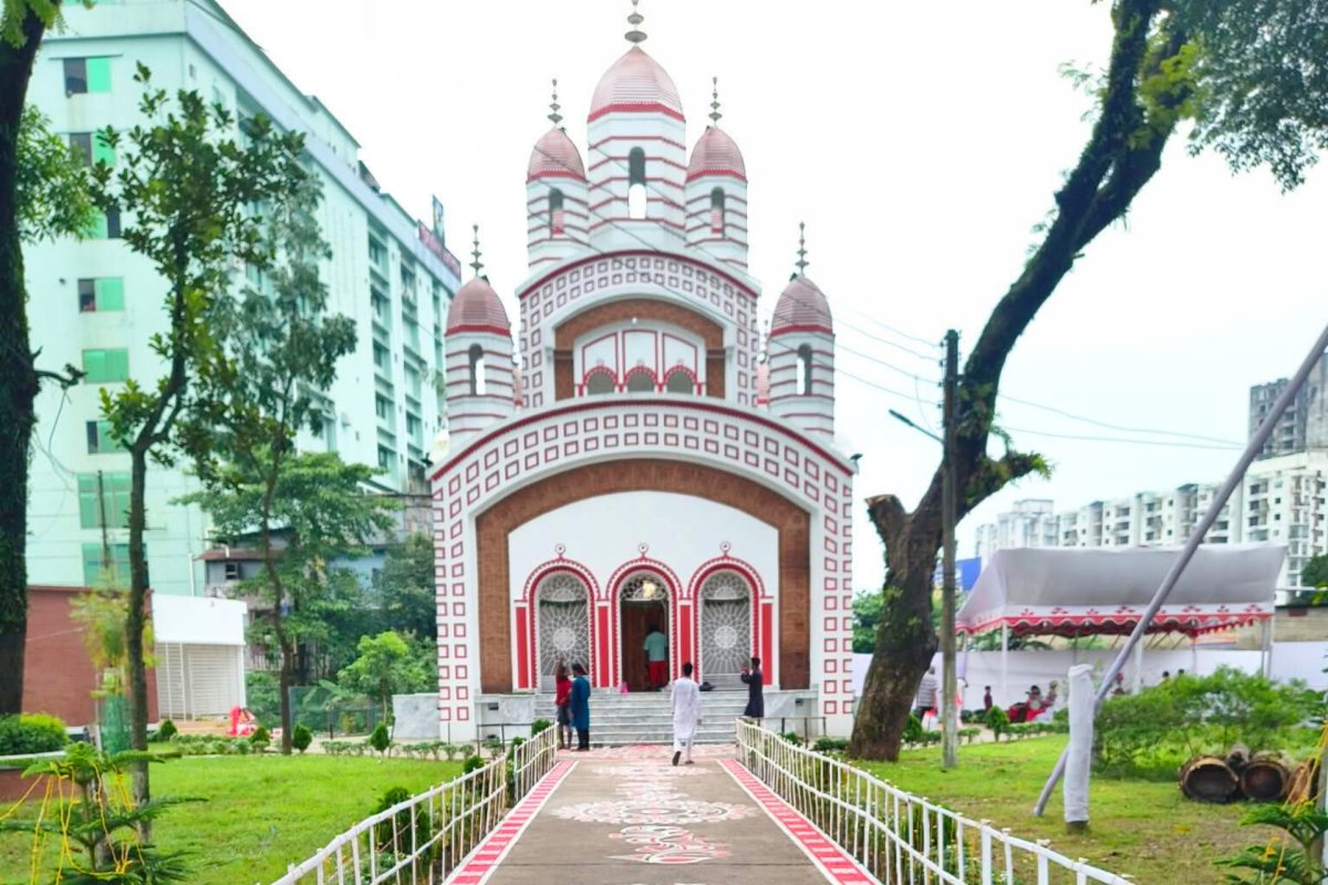 দক্ষিণেশ্বর কালীমন্দিরের আদলে নির্মিত সিলেটের কালীমন্দির উদ্বোধন