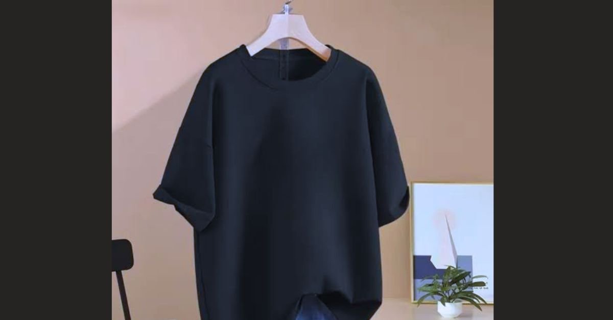 Solid Color T Shirt in WoodMart Complete Showcase Solid Color T Shirt in WoodMart Complete Showcase